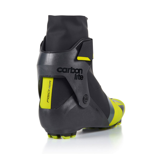 Беговые лыжные ботинки FISCHER CARBONLITE SKATE