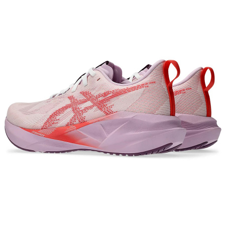 Кроссовки Asics Novablast 5 W